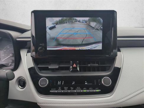 Certified 2024 Toyota Corolla SE image 17