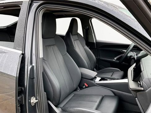 Used 2025 Audi Q5 Premium Plus w/ Premium Plus image 7