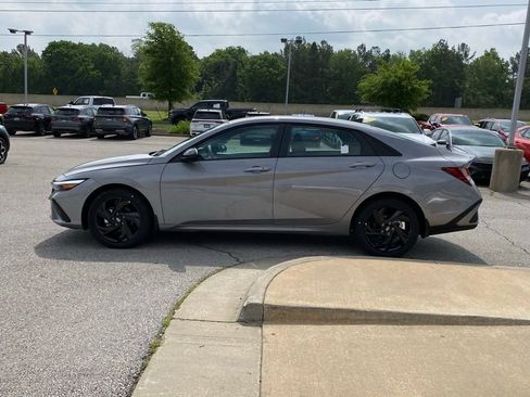 New 2026 Hyundai Elantra Sport FWD image 4