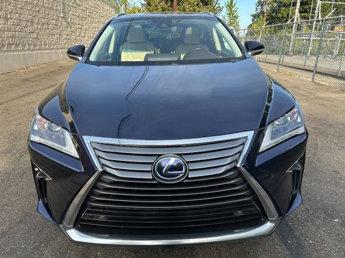 Used 2018 Lexus RX 450hL Premium image 2