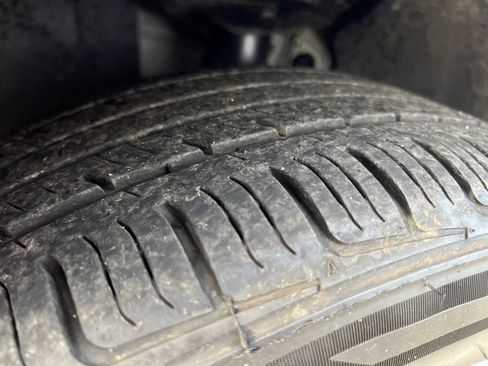 Used 2024 Volkswagen Jetta SE image 24