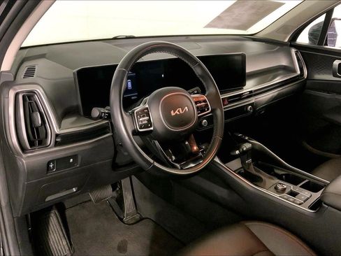 Used 2024 Kia Sorento S image 14