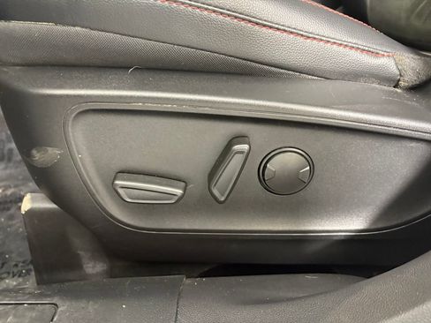 Certified 2022 Ford Escape SEL w/ SEL Stealth AWD Package image 15