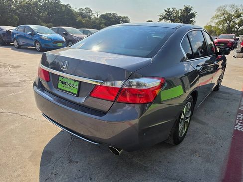 Used 2013 Honda Accord LX image 8