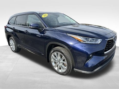 Used 2021 Toyota Highlander Limited image 7