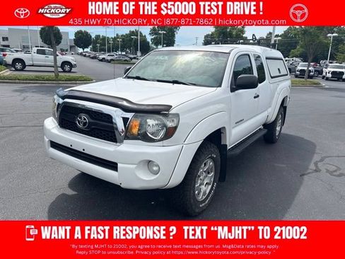 Used 2011 Toyota Tacoma 4x4 Access Cab V6 w/ TRD Off-Road Pkg image 1