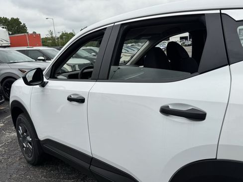 New 2026 Nissan Kicks S FWD image 20