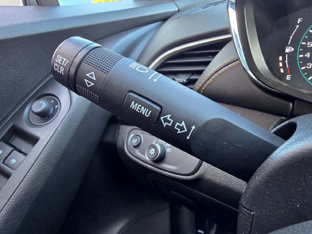 Used 2020 Chevrolet Trax LS FWD image 15