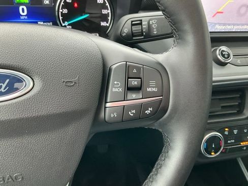 Used 2024 Ford Maverick Lariat w/ Black Appearance Package FWD image 29