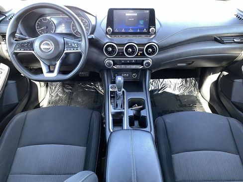 Certified 2024 Nissan Sentra SV FWD image 17