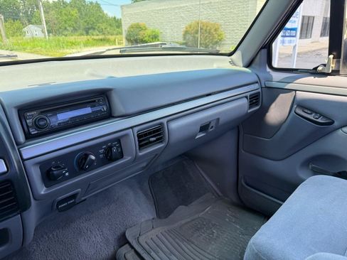 Used 1994 Ford F150 XL RWD image 18