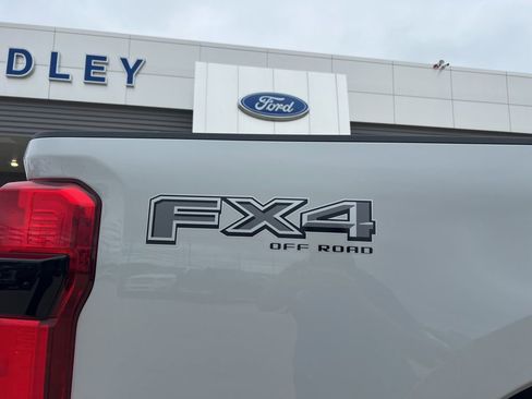 New 2026 Ford F350 Lariat w/ Black Appearance Package AWD/4WD image 4