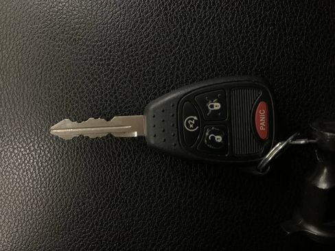 Used 2016 Jeep Wrangler Rubicon w/ Power Convenience Group AWD/4WD image 14
