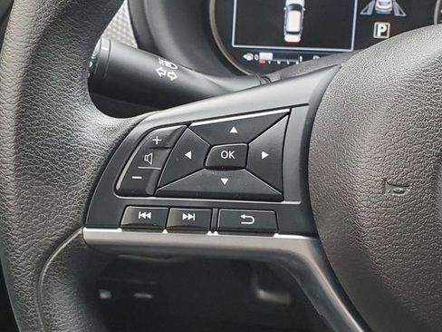 Used 2020 Nissan Kicks SV image 18