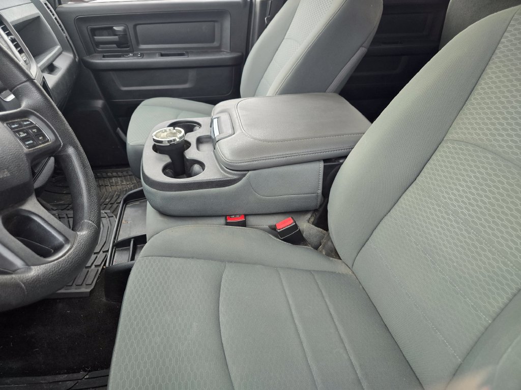 Used 2016 RAM 1500 Express w/ Popular Equipment Group AWD/4WD image 19