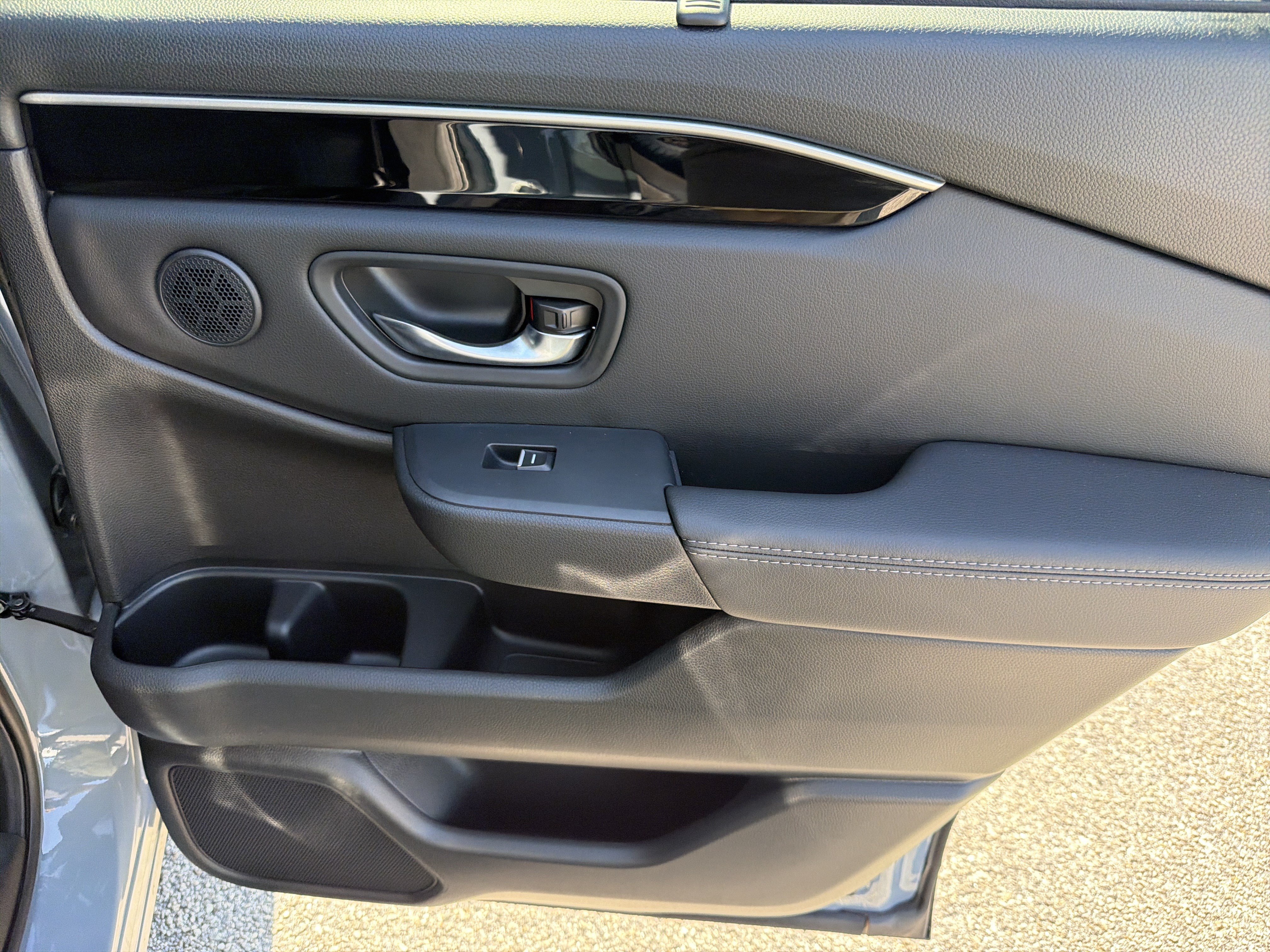 Used 2023 Honda Pilot Touring image 17