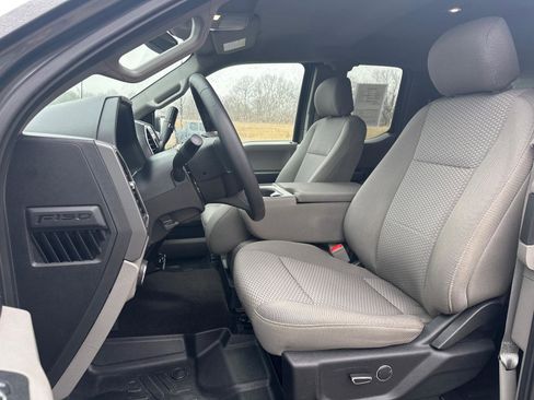 Used 2018 Ford F150 XLT w/ Equipment Group 301A Mid image 3