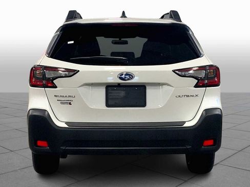 Certified 2025 Subaru Outback Premium image 5