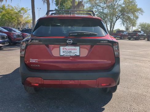 New 2026 Nissan Kicks SV w/ Charging Package FWD image 4