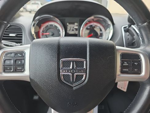 Used 2019 Dodge Grand Caravan GT FWD image 17