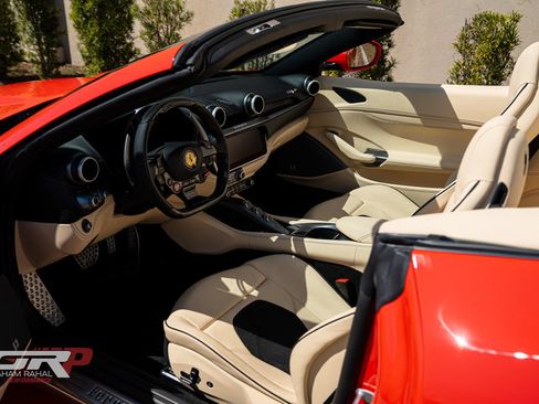 Used 2023 Ferrari Portofino M RWD image 36