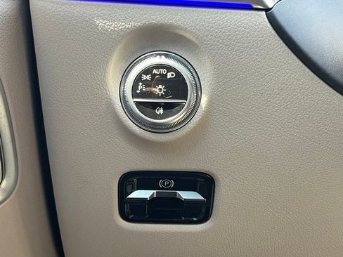 Used 2022 Mercedes-Benz C 300 Sedan w/ Exclusive Trim Package image 30