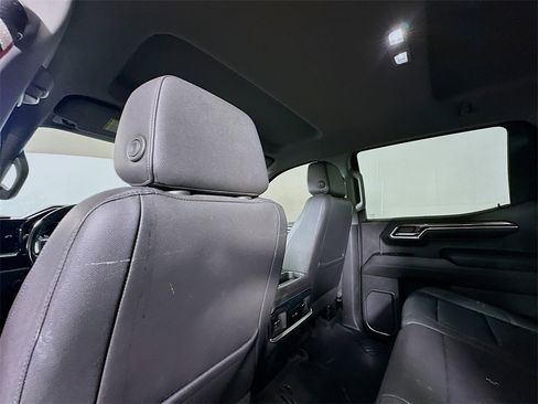 Used 2022 Chevrolet Silverado 1500 LTZ image 10