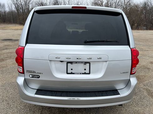 Used 2011 Dodge Grand Caravan Crew w/ Entertainment Group 1 image 4