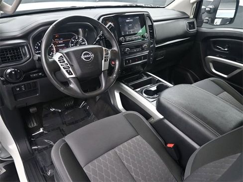 Used 2024 Nissan Titan SV w/ SV Utility Package image 13
