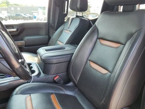 Used 2019 GMC Sierra 1500 AT4 w/ AT4 Premium Package AWD/4WD image 7