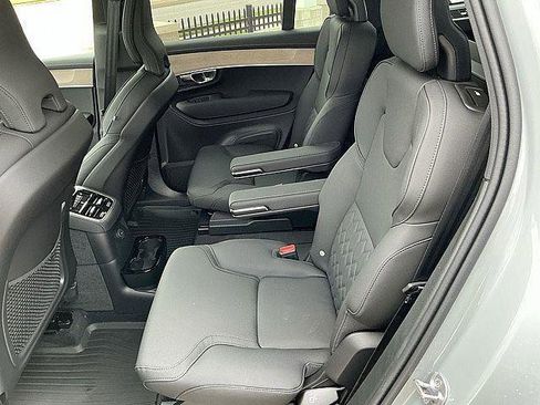 New 2026 Volvo XC90 T8 Plus w/ Protection Package AWD/4WD image 14