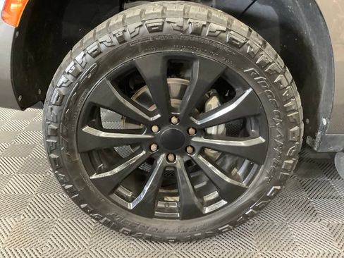 Used 2021 Chevrolet Tahoe Z71 w/ Rear Media and Nav Package AWD/4WD image 3