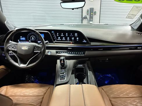 Certified 2023 Cadillac Escalade Sport w/ LPO, ONYX Package AWD/4WD image 14