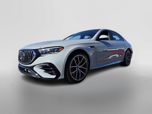 New 2026 Mercedes-Benz E 53 AMG e 4MATIC Sedan image 8