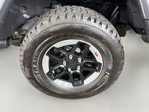 Used 2022 Jeep Wrangler Unlimited Rubicon w/ Steel Bumper Group AWD/4WD image 32