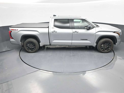 Used 2025 Toyota Tundra Limited w/ TRD Off-Road Package AWD/4WD image 30