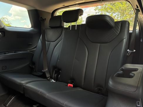 Used 2025 Hyundai Palisade SEL AWD/4WD image 13