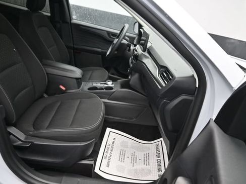Used 2025 Ford Escape Active AWD/4WD image 8