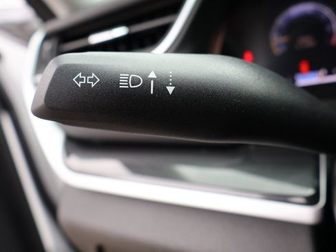 Used 2022 Jeep Grand Cherokee Laredo w/ Luxury Tech Group I image 41