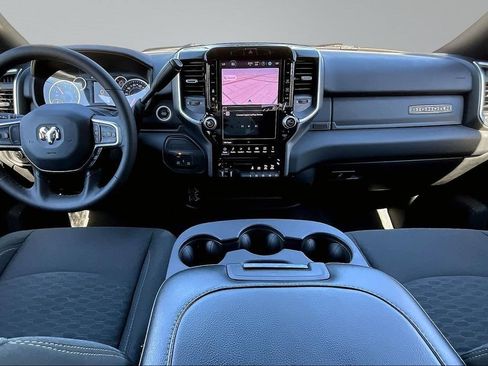 Certified 2026 RAM 2500 Big Horn AWD/4WD image 9