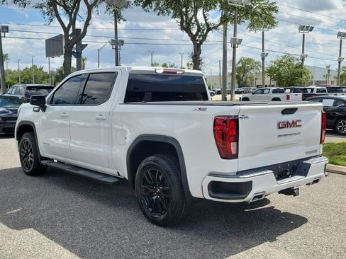 Used 2021 GMC Sierra 1500 Elevation w/ X31 Off-Road Package AWD/4WD image 3