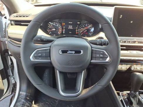 New 2026 Jeep Compass Latitude AWD/4WD image 12