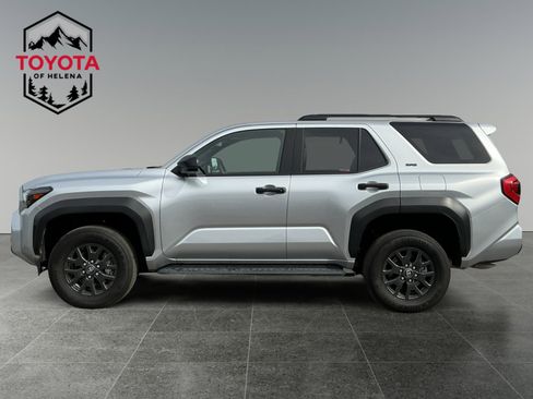 Certified 2025 Toyota 4Runner SR5 AWD/4WD image 2