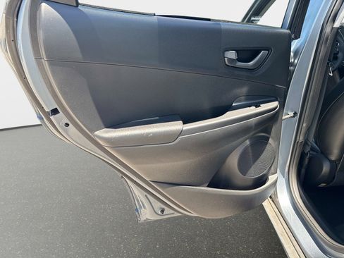 Used 2018 Hyundai Kona SEL FWD image 12