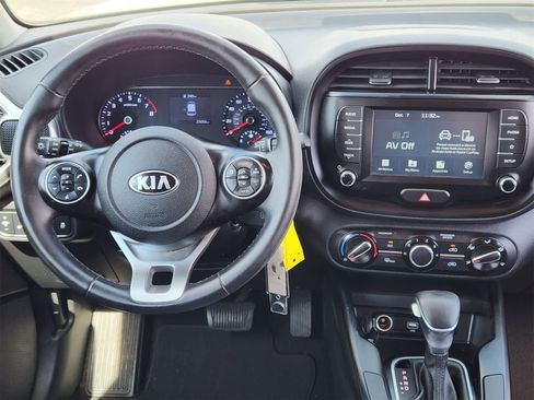 Used 2020 Kia Soul X-Line image 22