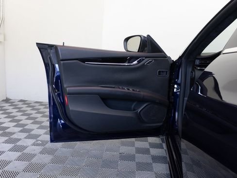 Used 2017 Maserati Quattroporte S GranLusso Q4 image 14