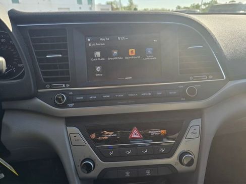 Used 2018 Hyundai Elantra SEL FWD image 18