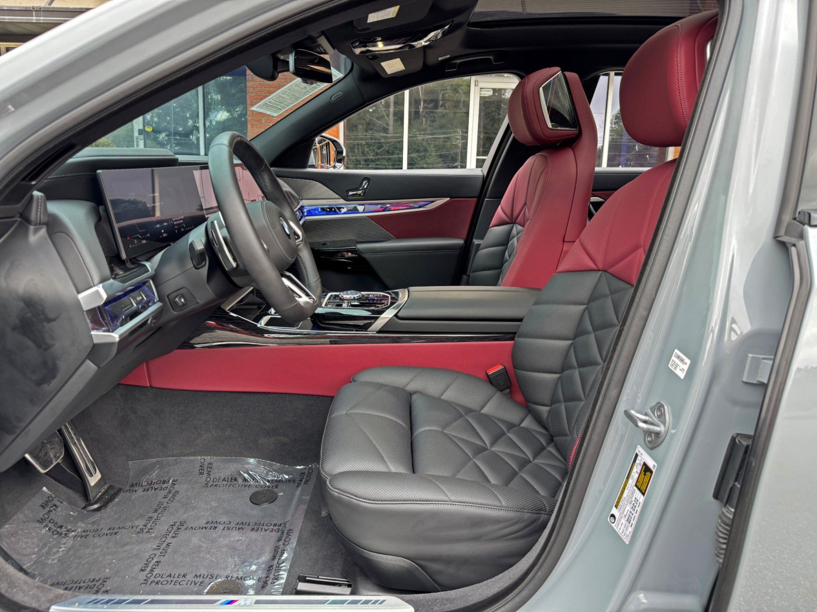 Used 2025 BMW 740i RWD image 17