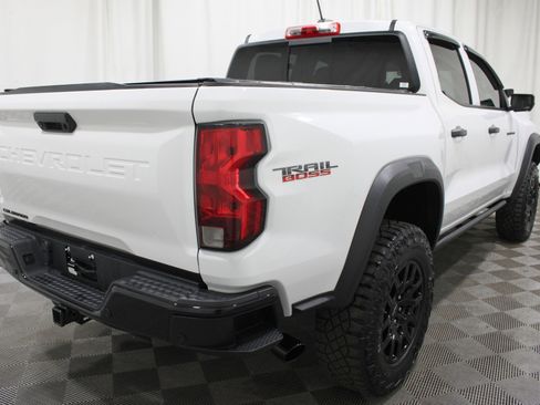 Used 2023 Chevrolet Colorado Trail Boss w/ Technology Package AWD/4WD image 23