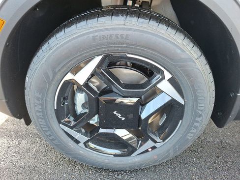 New 2026 Kia Sportage EX AWD/4WD image 4